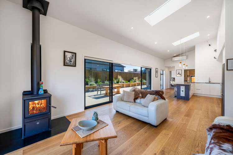 14 Pounamu Avenue Albert Town_8