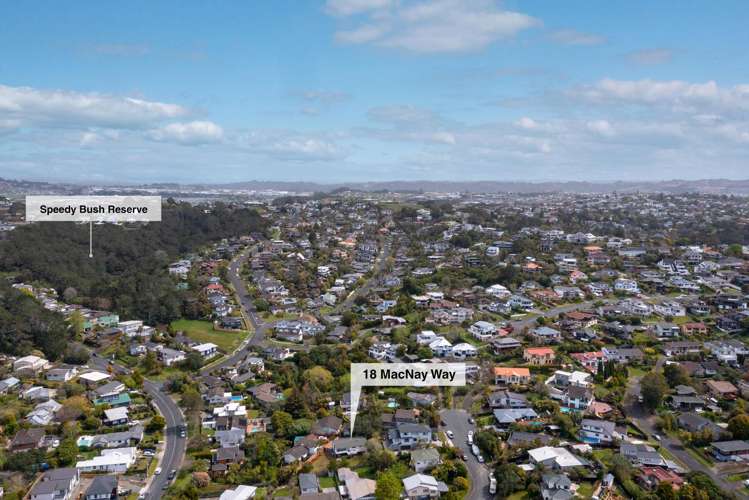 18 Macnay Way Murrays Bay_30