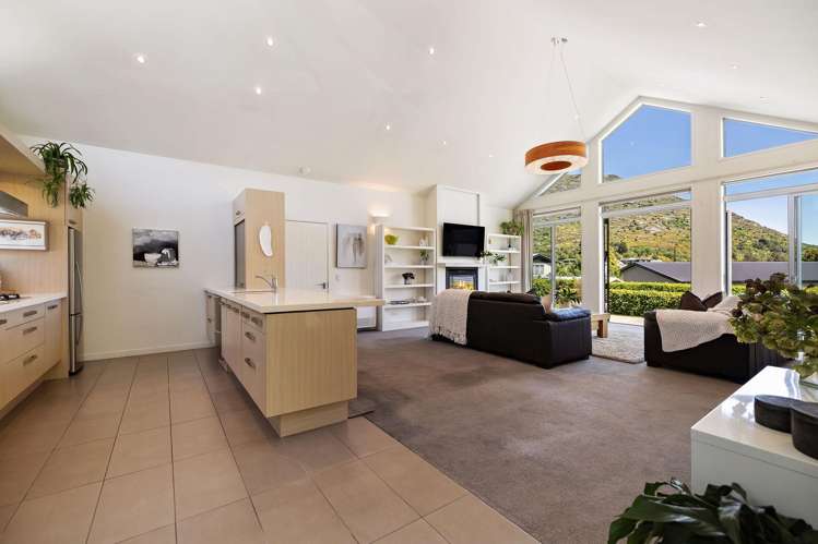 13/8 Humphrey Street_5