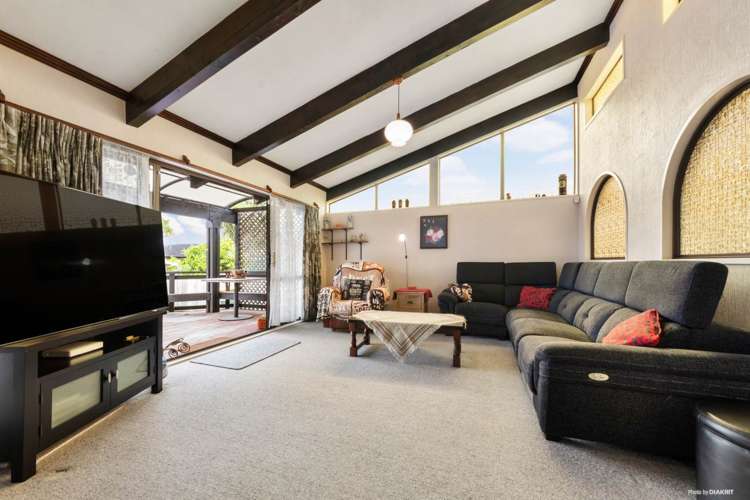 36 Kelkirk Street Kelston_5