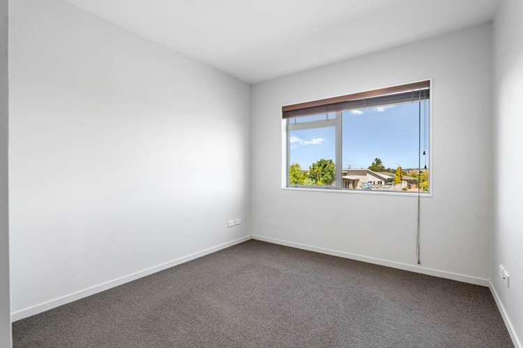 3 Bayview Park Lane Orewa_13