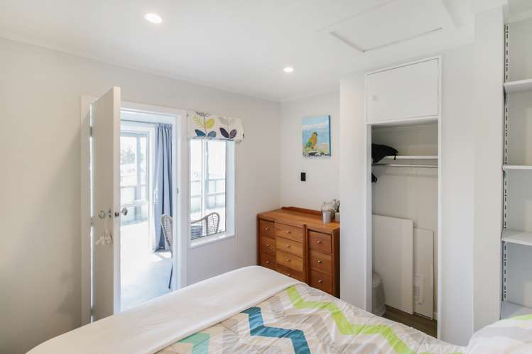 16 Linklater Avenue Foxton Beach_9