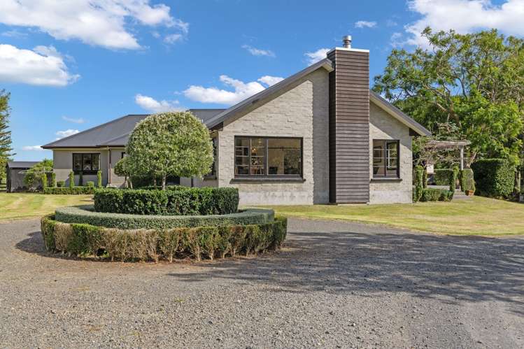 232 Church Road Te Kamo_32