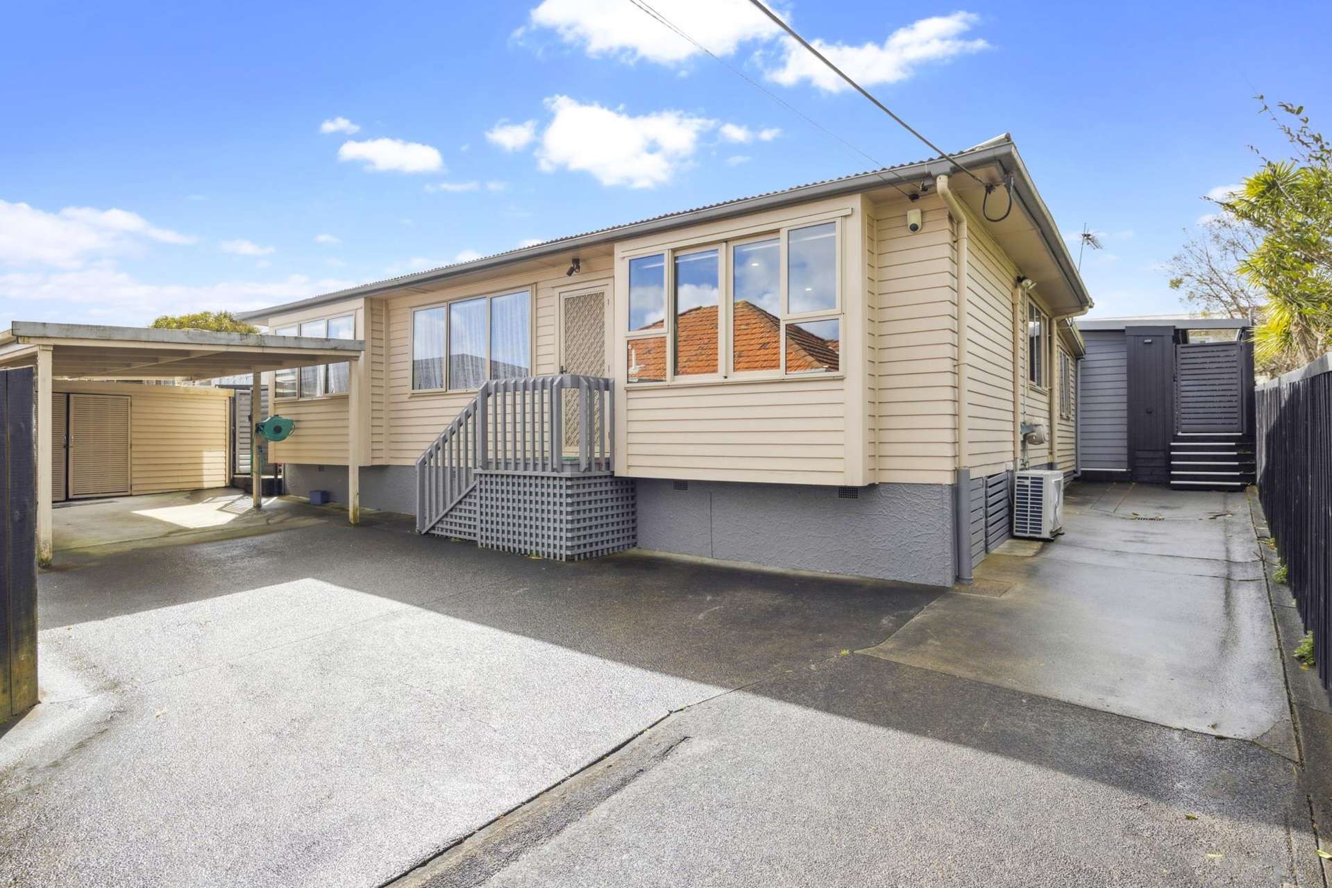 9 Sheehan Road Te Atatu South_0