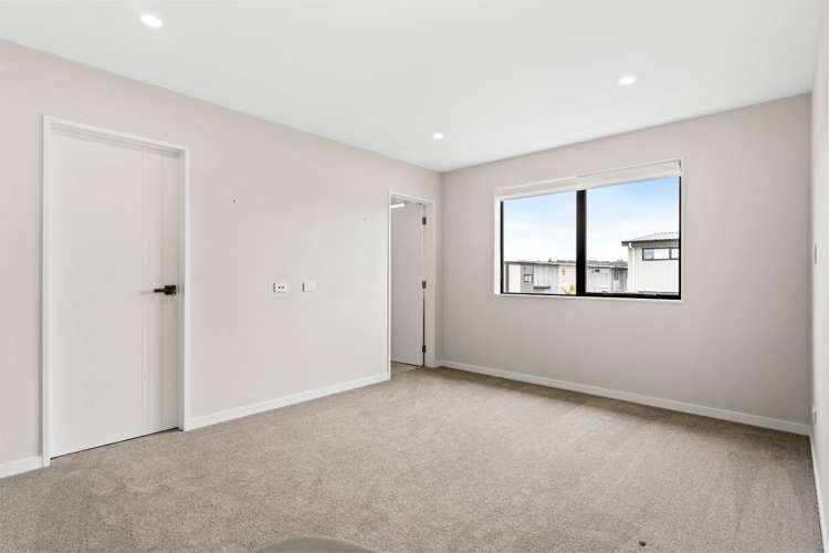 3 Treloar Crescent Hobsonville_11