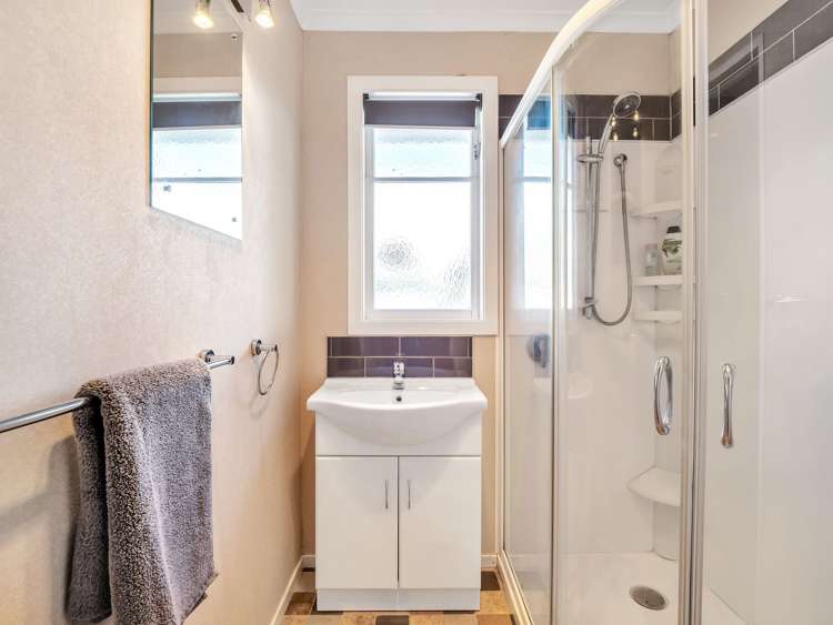 9 Birmingham Street Takaro_28