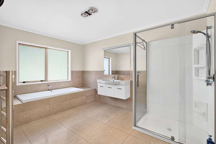 12 Stevensons Crescent Albany Heights_15