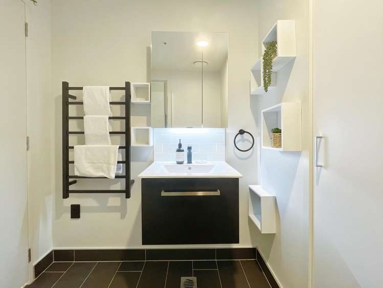 1405/106 Vincent Street_3