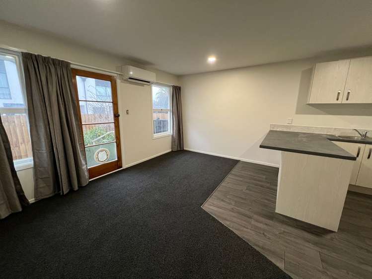 7/7C Curletts Road Sockburn_1