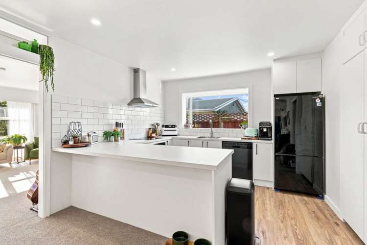 66 Chrystal Street Richmond_11