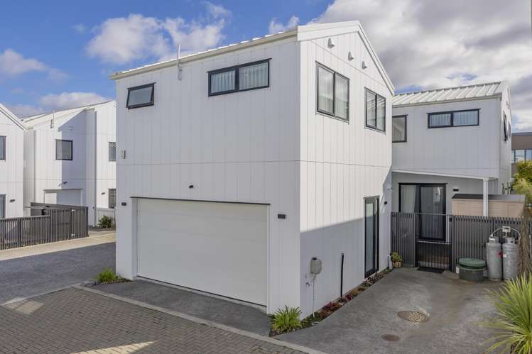 18 Green Bamboo Road Hobsonville_22