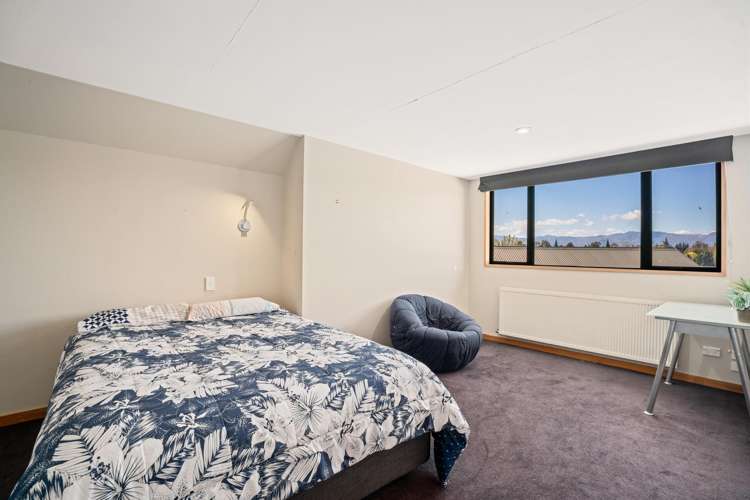 36 Ruru Lane Wanaka_15
