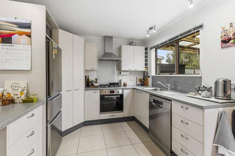 2/4 Ellesmere Avenue Miramar_7