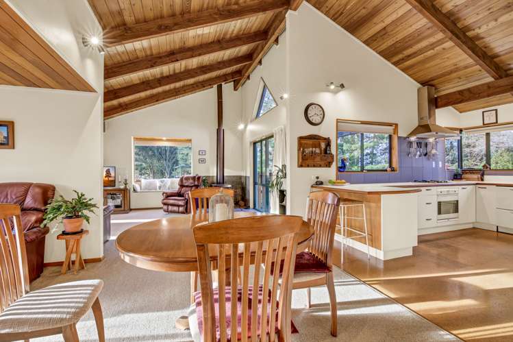 78 Isaac Road West Eyreton_10