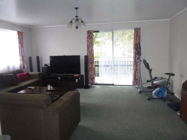 24a Justin Place Te Atatu Peninsula_3