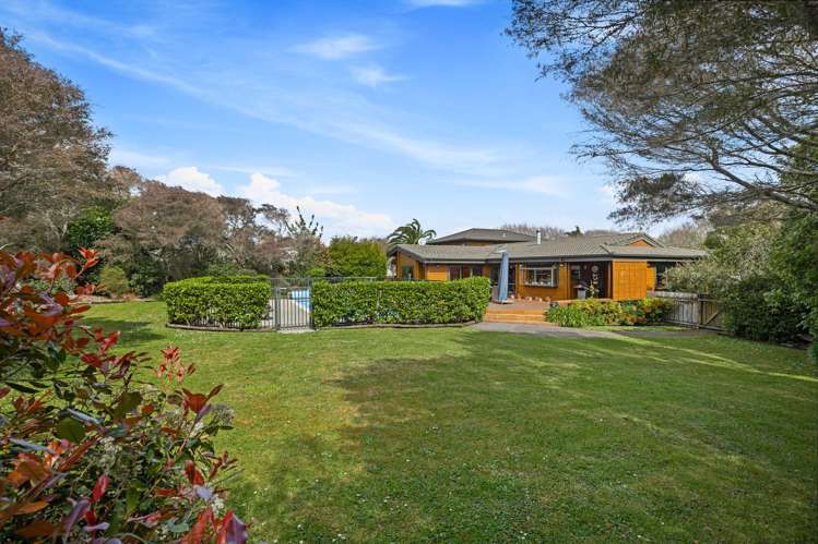 45 Sunny Crescent Huapai_12