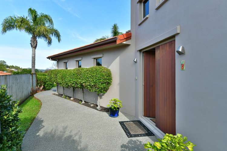 8/126 Whangaparaoa Road Red Beach_5