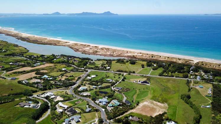 51 Cullen Road Waipu Cove_24