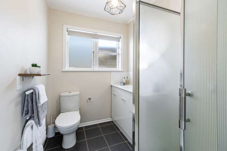 55 Hatton Road Orewa_11