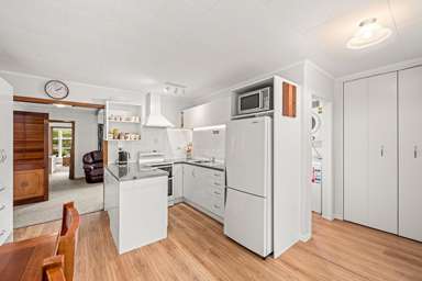43 Moores Valley Road_1