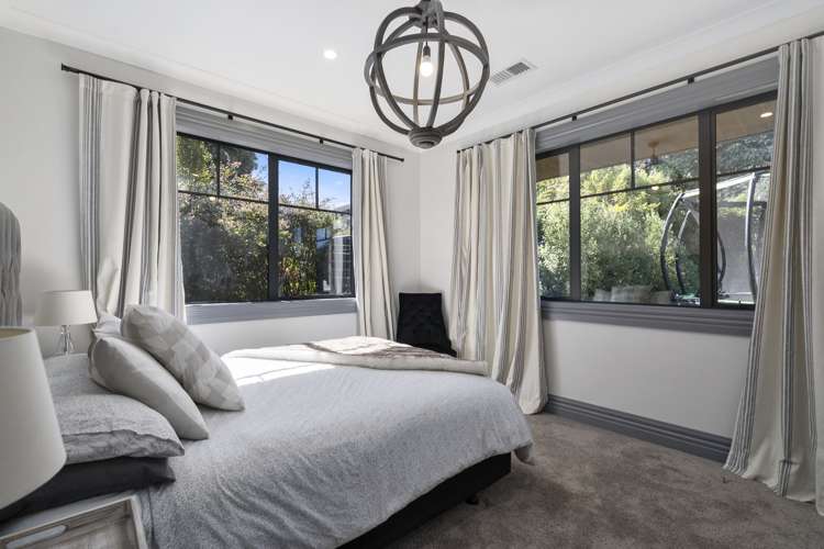 33 Waitohu Road York Bay_22