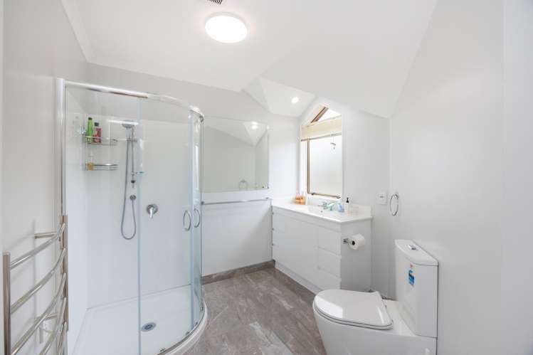 9 Balmoral Drive Terrace End_17