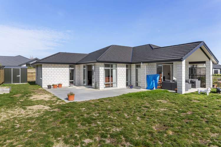 4 Plescher Crescent Leamington_21