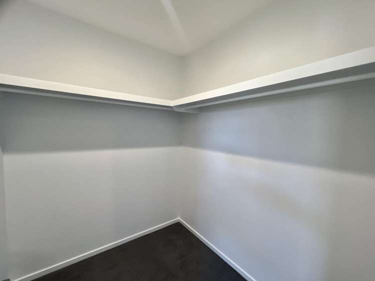 23 Longore Way 11103_9