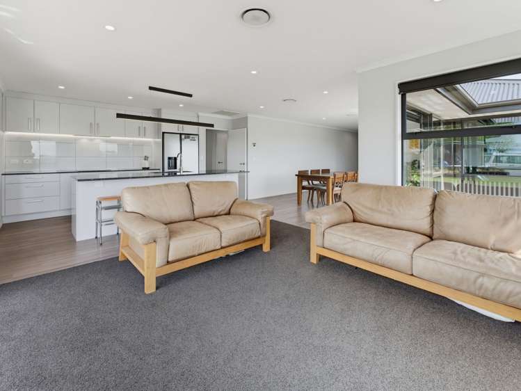 115 Divan Road_1