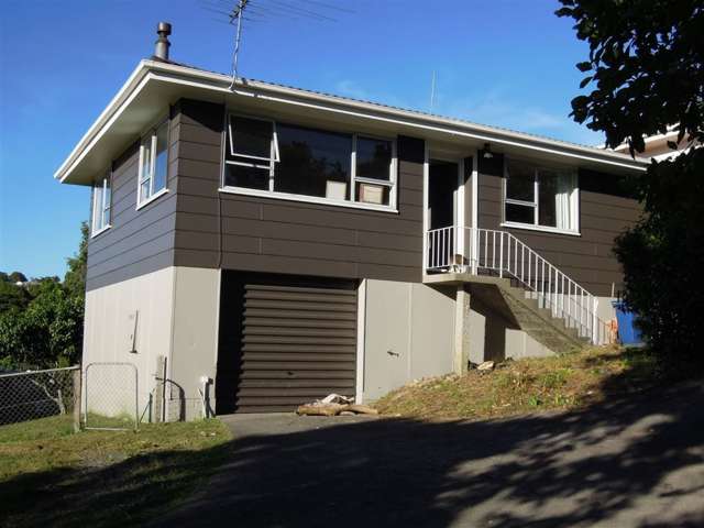 1/28 Mannering Place Hillcrest_2