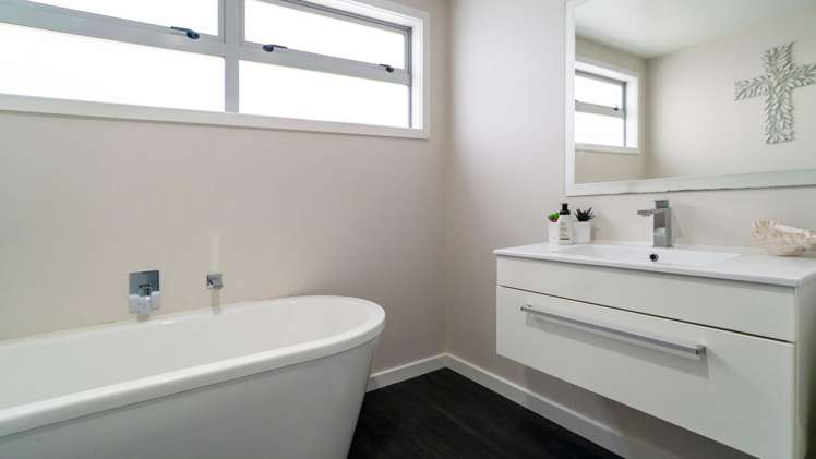 9A St Hill Lane Havelock North_15