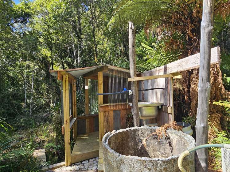 215 Clifton Road Kaiata_20