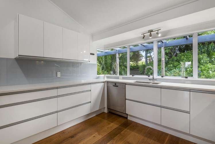 12 Whitehills Road Waitoki_4