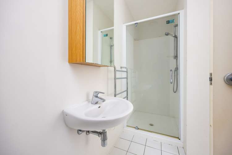 211/10 Ronayne Street Auckland Central_8