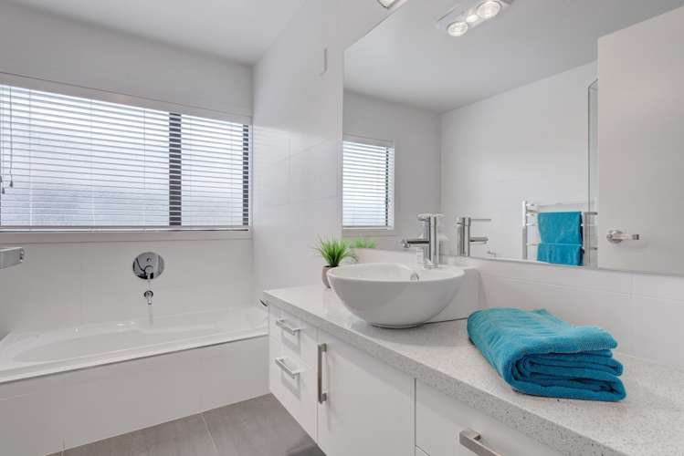 41 Constellation Avenue Beachlands_15