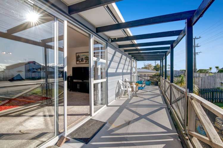 35 Vipond Road Stanmore Bay_7
