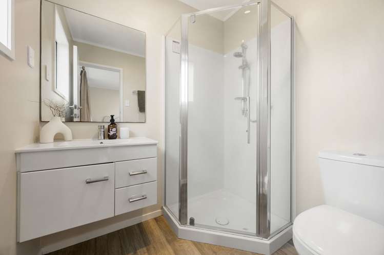 5 Ash Place Pukete_12