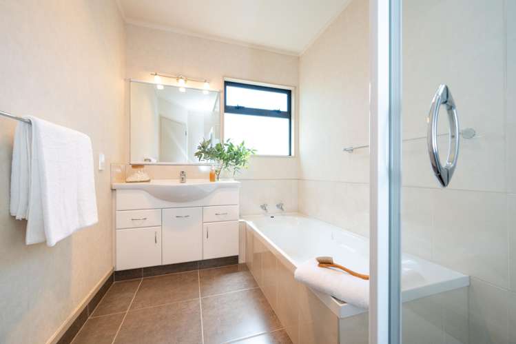 203 Avenue Road Greenmeadows_14