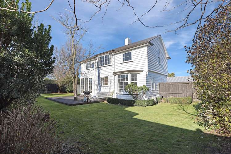 121 Kermode Street_0