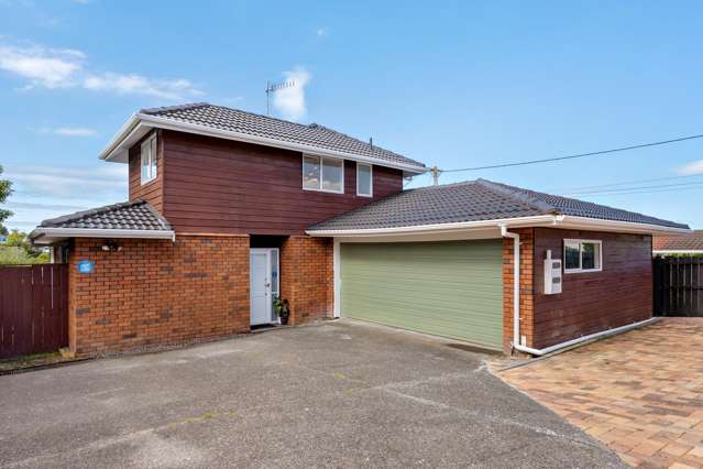 Easy-Care Brick Home - Auction 25 February