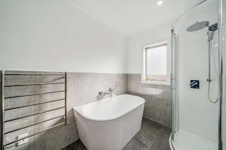 7 Martha Turnell Crescent Manor Park_15