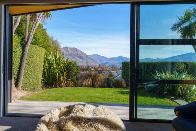 193 Aubrey Road Wanaka_1