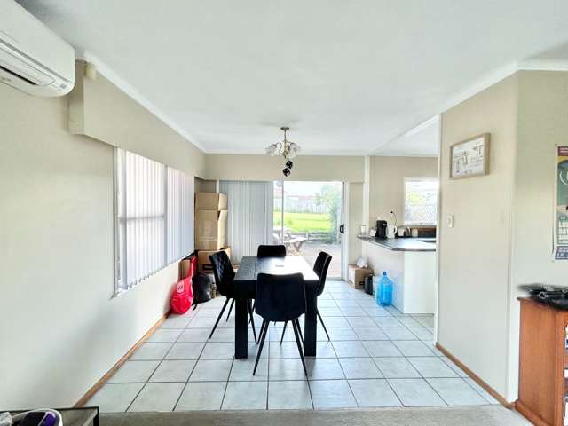 88 Reeves Road Pakuranga Heights_3