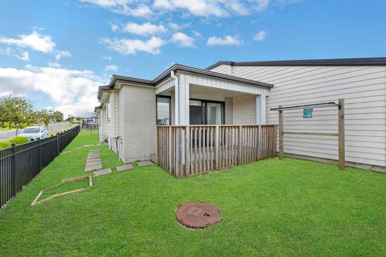 17b Tributary Parade Karaka_16