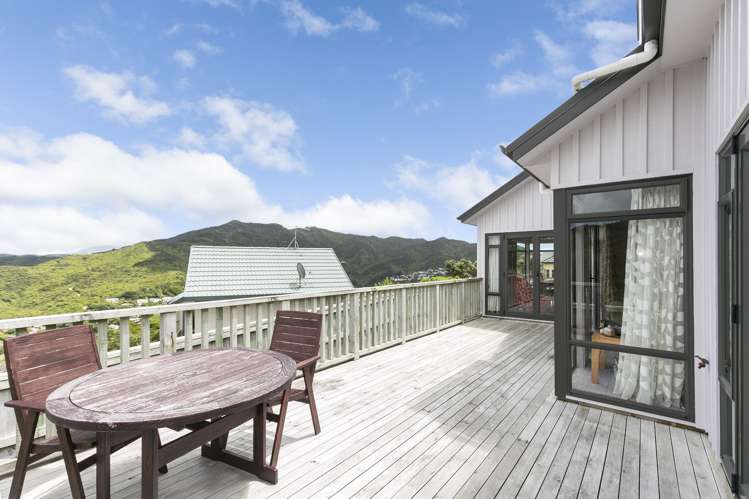 10 Landsdowne Terrace Karori_1