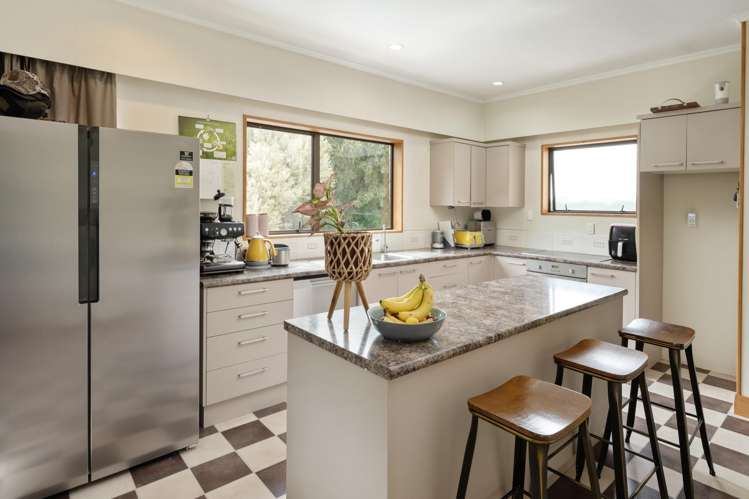 99 Dillons Point Road Islington_13