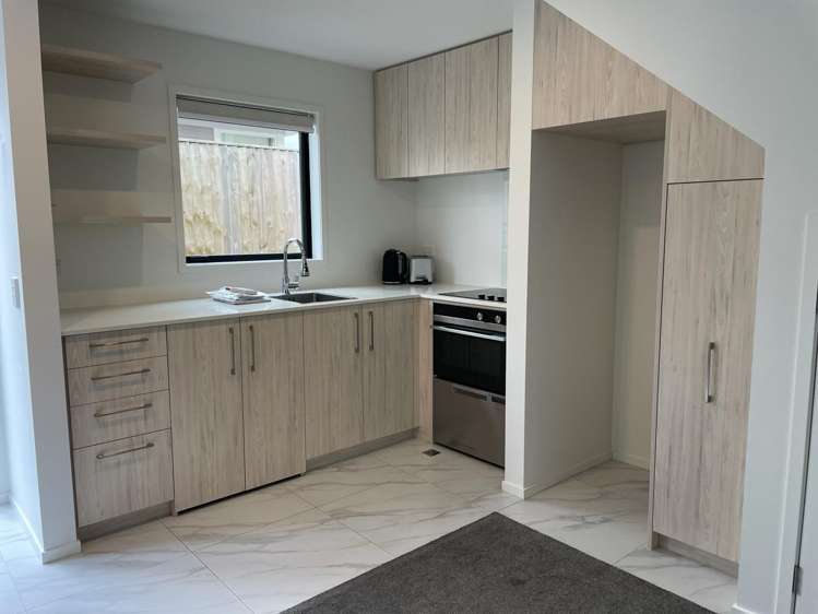 2/170 Don Buck Rd Massey_3