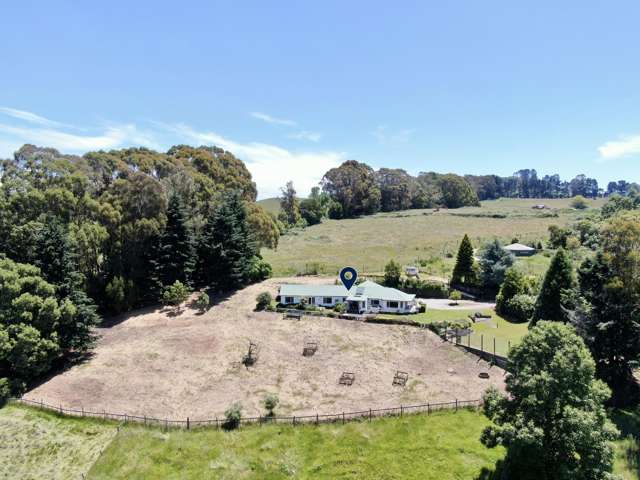 65 Te Moenga Park Acacia Bay_2