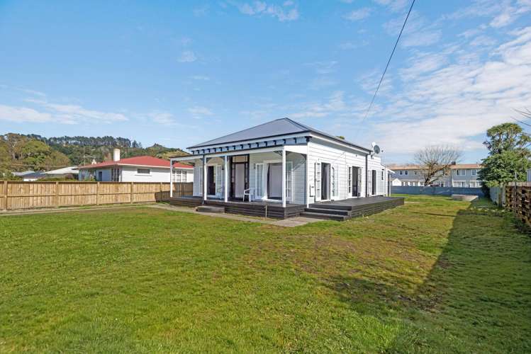 11 Endcliffe Road Kaiti_16