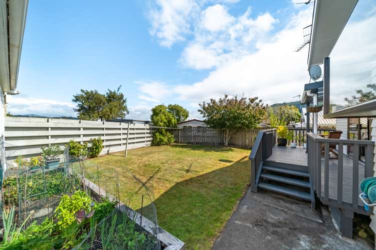 5b Norbert Street Brown Owl_23